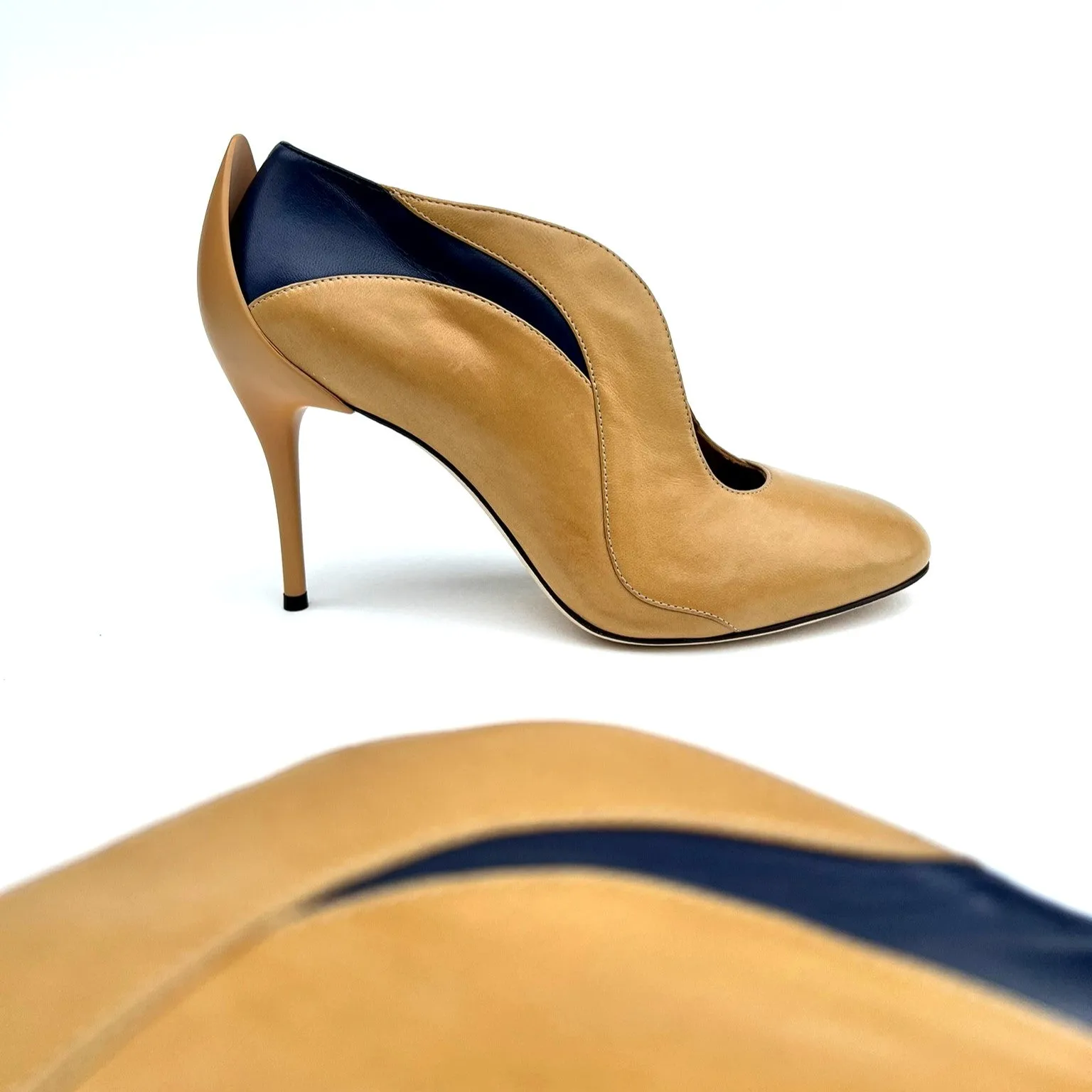 Beige/Blue Julia Best-seller Crowd-pleaser