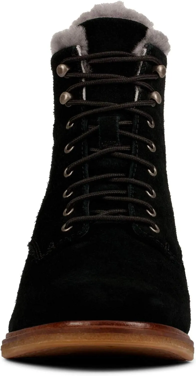 Clarks Womens Clarkdale Lace Suede Faux Fur Lined Ankle Boots