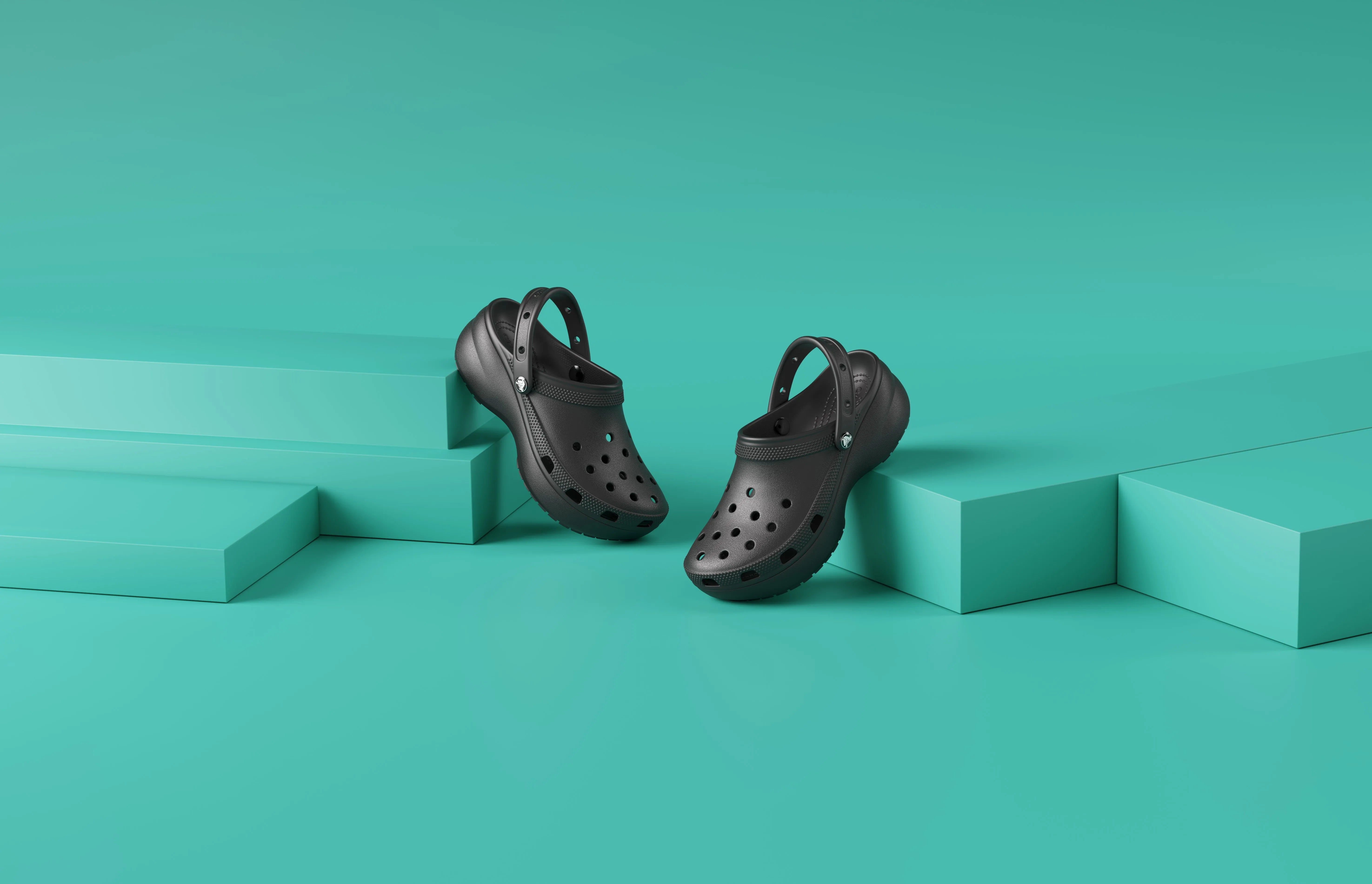 Crocs Classic Unisex Clogs (Black)