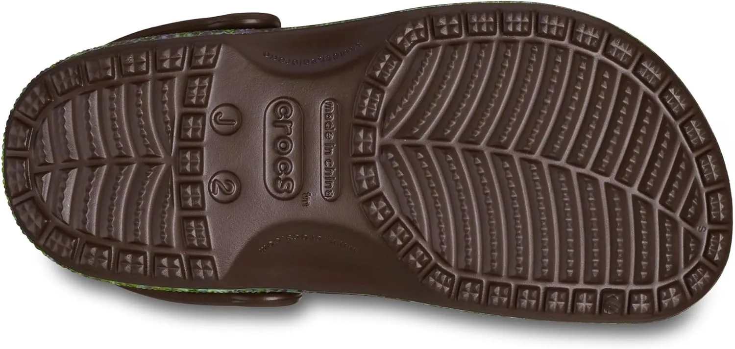 Crocs Unisex-Child Classic Clogs with Jibbitz Shoe Charms (Little Big Kid)