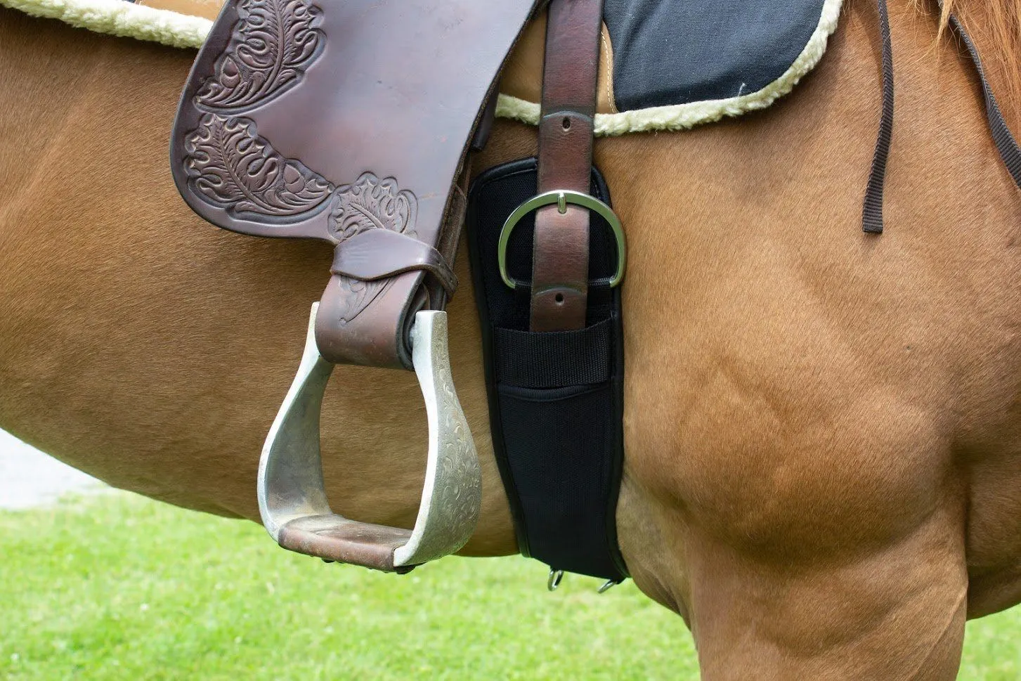 Derby Originals Double D Breathable Free Air Western Cinch with Roller Buckle