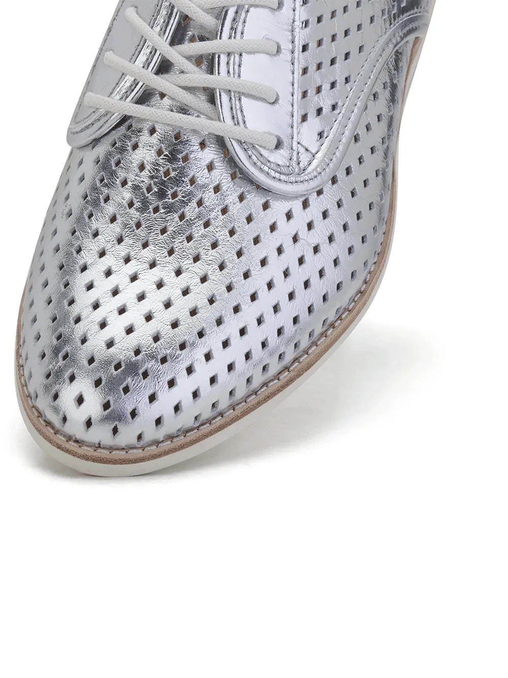 Derby Punch Luna Shoes