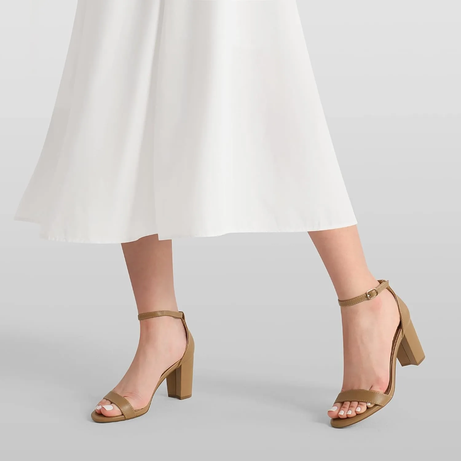 DREAM PAIRS Women's Chunk Low Heel Pump Sandals