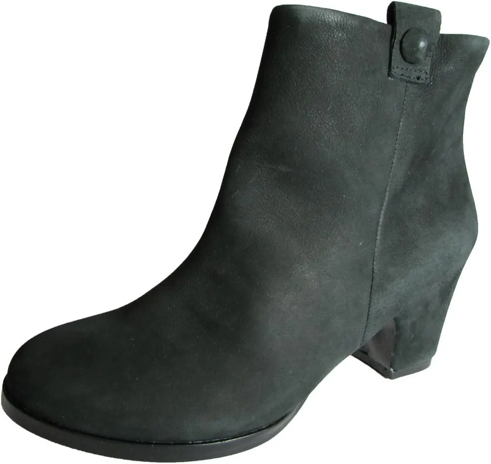 Gentle Souls Womens Soft Cast Short Heel Ankle Boot Shoe, Black Suede, US 6
