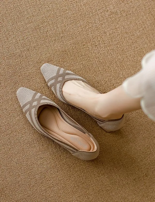 Knitted Pointed Toe Low Heel Shoes