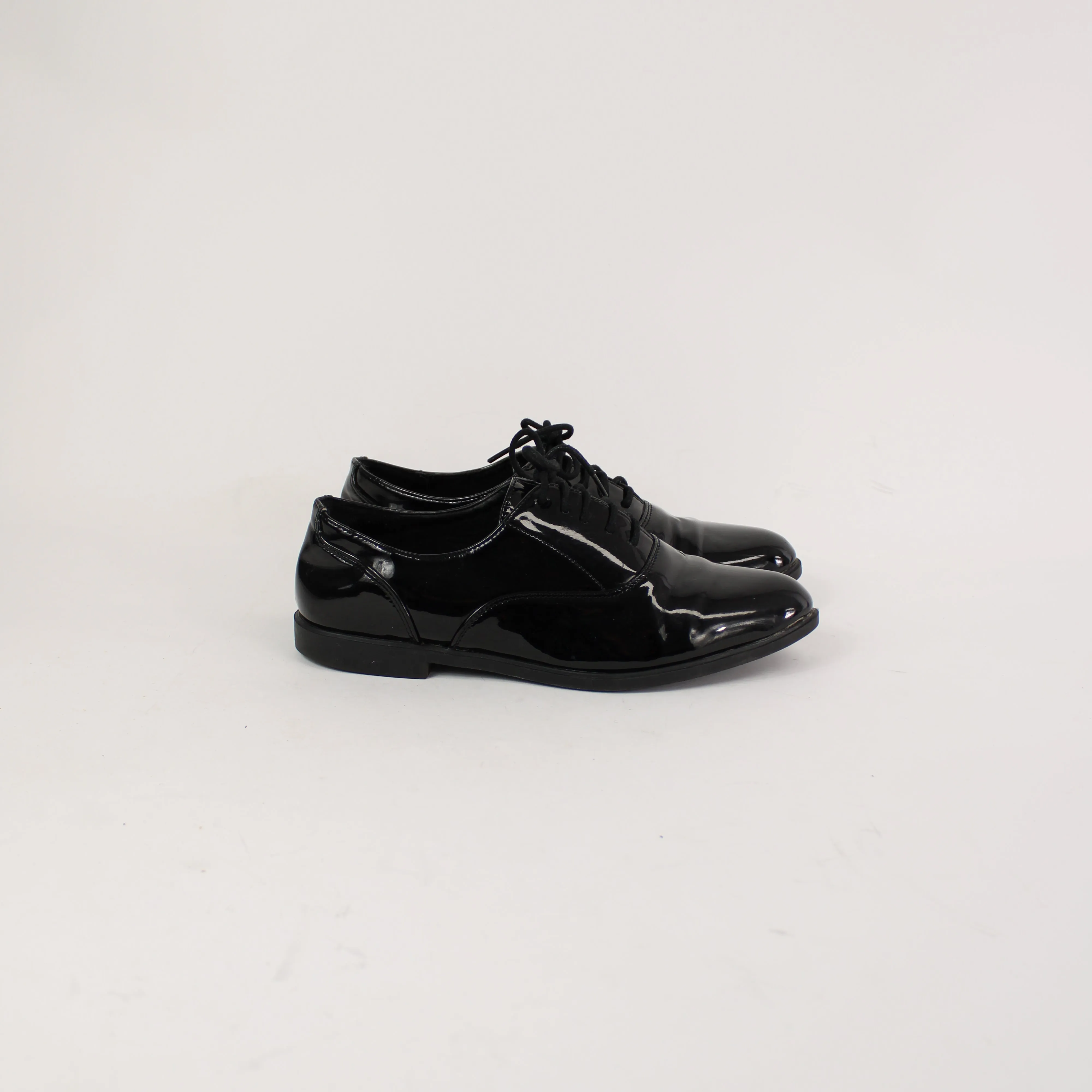 Lyla & Co Black Oxford Shoes