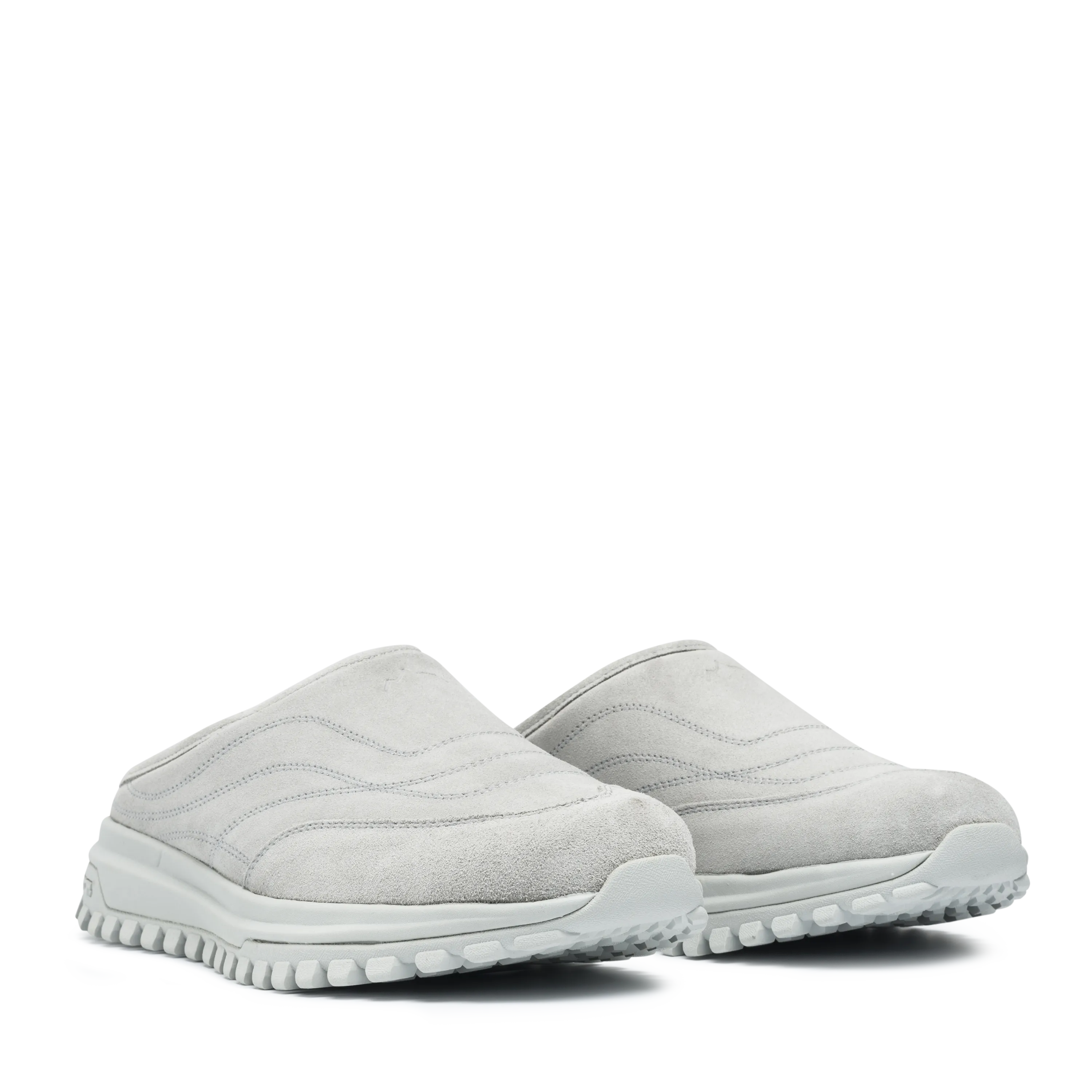Maggiore Light Grey Suede M