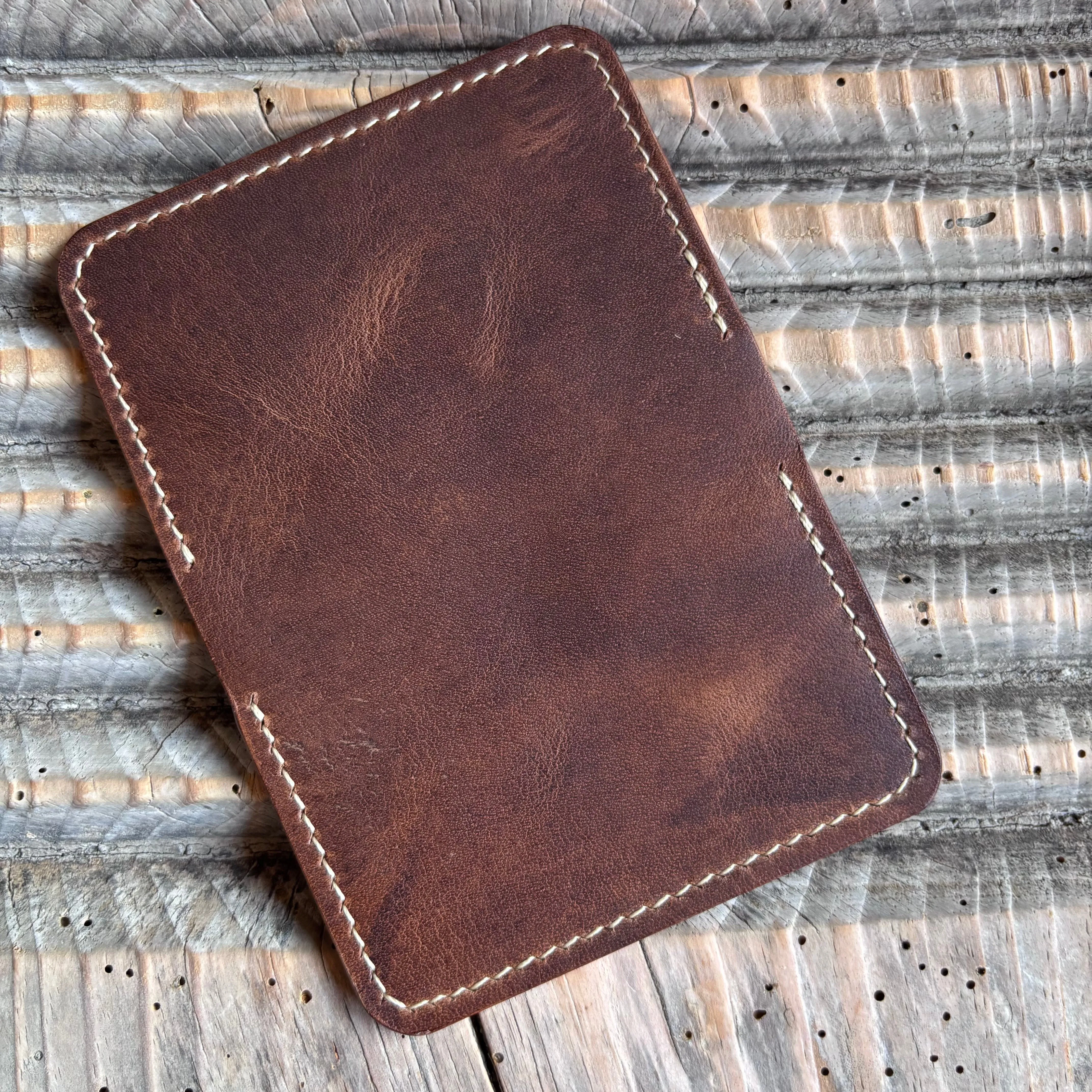 Matraquilla - Horween Derby Nut Brown with hand marbled slots