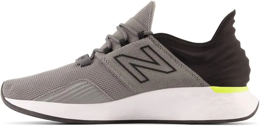 New Balance Men's Fresh Foam Roav V1 Classic Sneaker