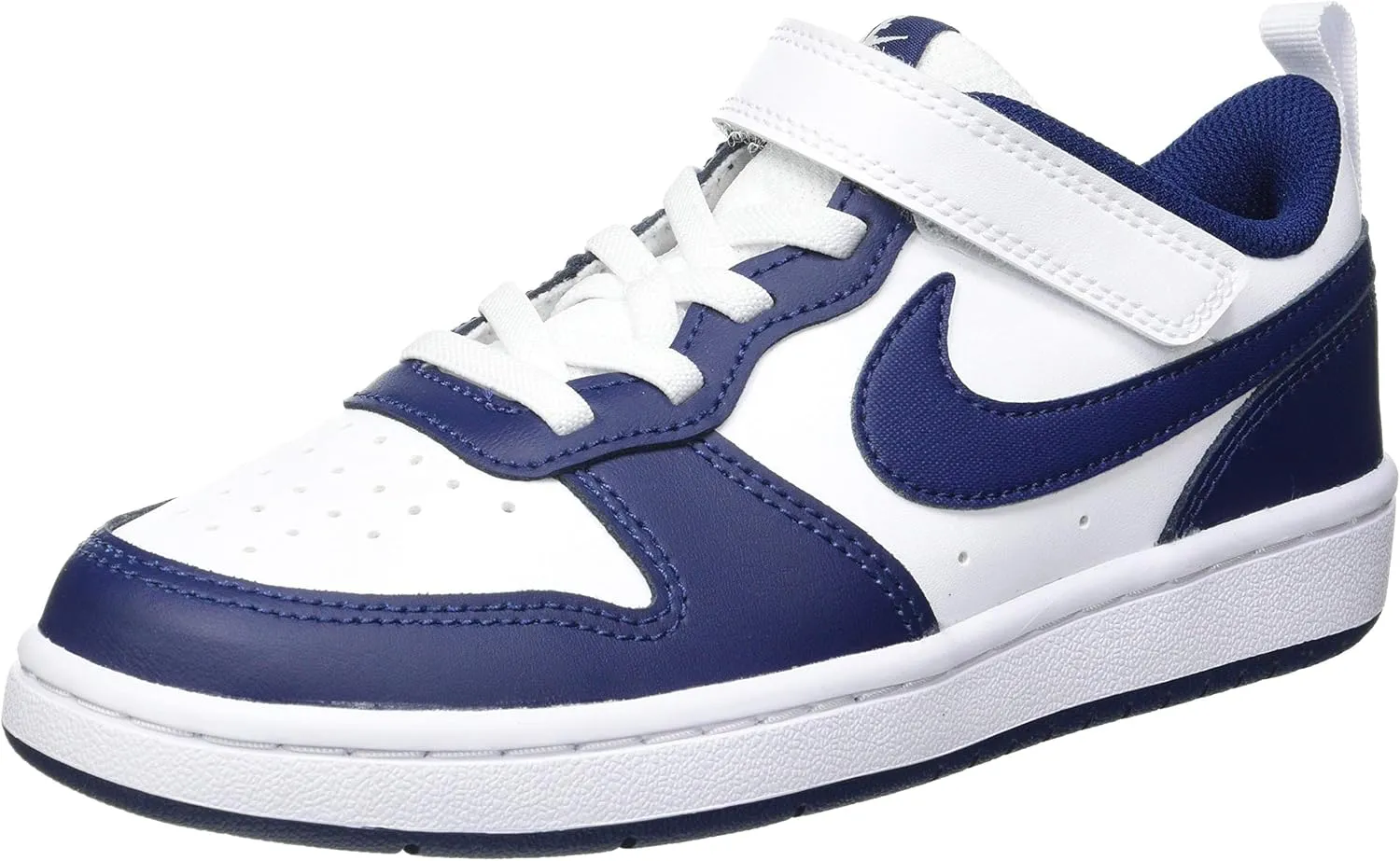 NIKE Boy's Basketball Shoe