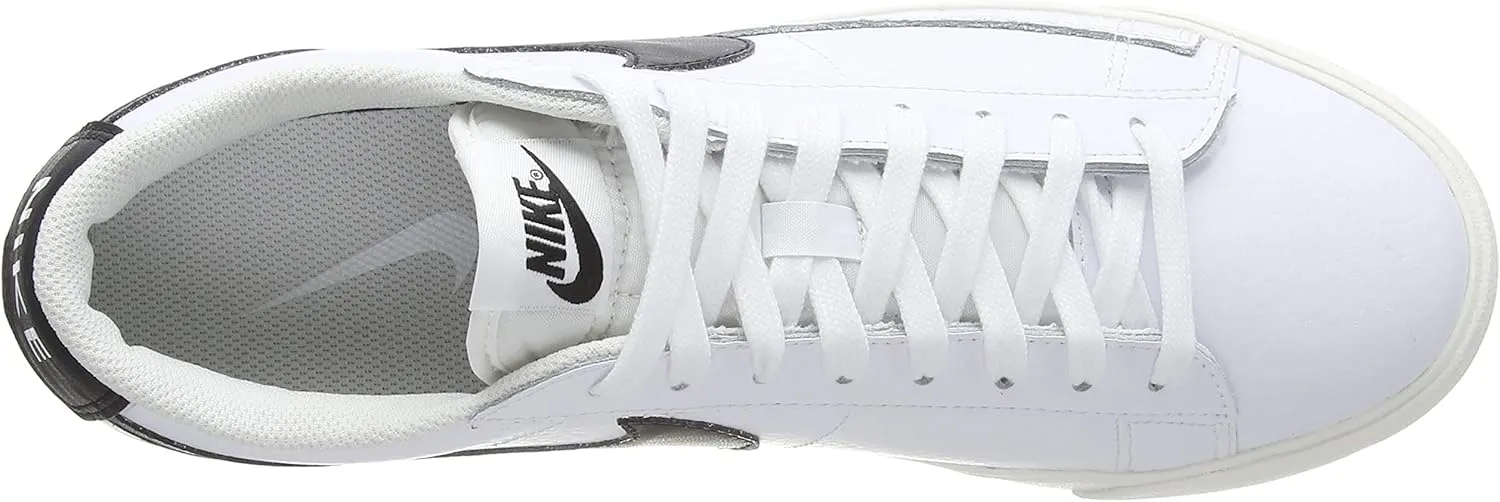 Nike Men's Classic Basketball Shoe