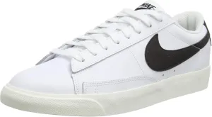 Nike Men's Classic Basketball Shoe