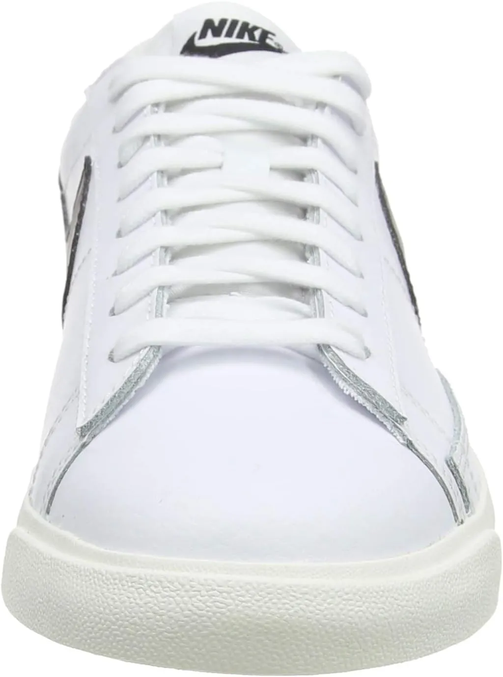 Nike Men's Classic Basketball Shoe