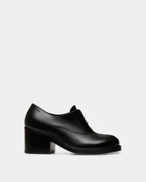 Peggy Oxford In Black Leather